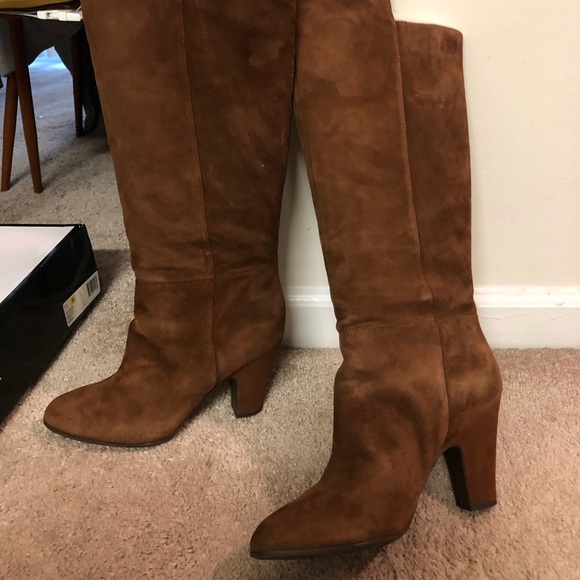 High Boots - Picture 5 of 6